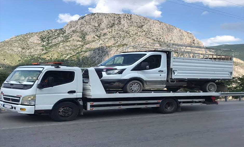 Eflin Oto Kurtarıcı Büyük Araç Çekici Hizmeti